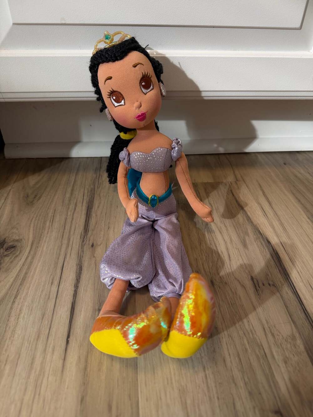 2006 Mattel Disney Jasmine Aladdin Plush Doll Purple Outfit Yarn Hair Stuffed